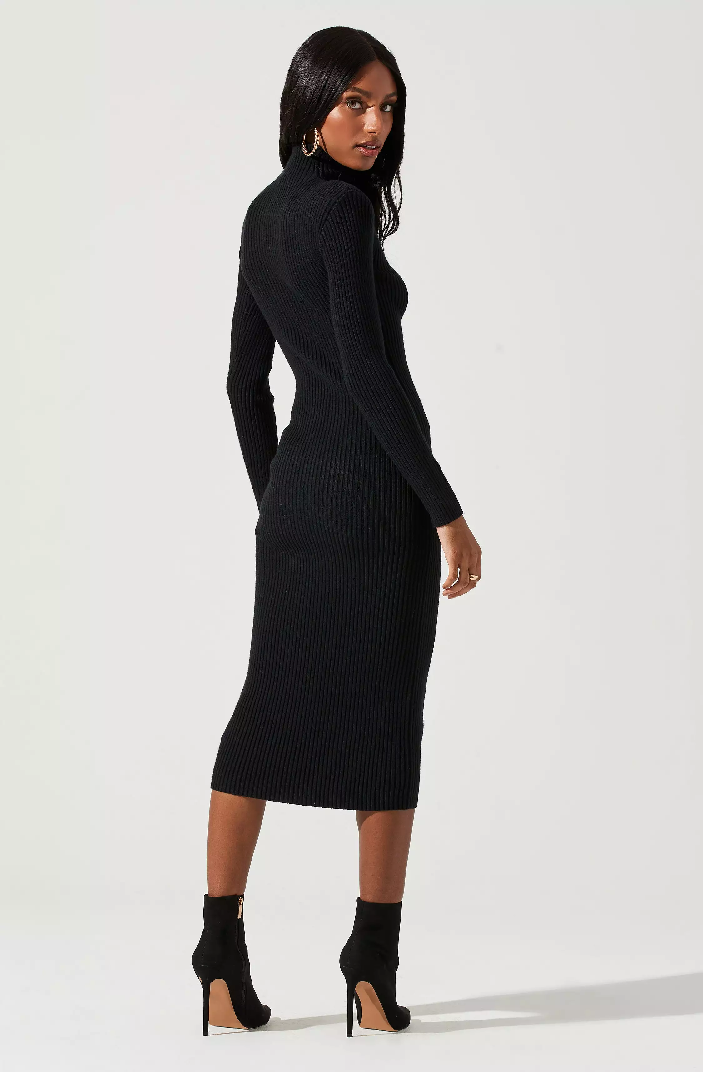 Abilene Long Sleeve Turtleneck Midi Sweater Dress