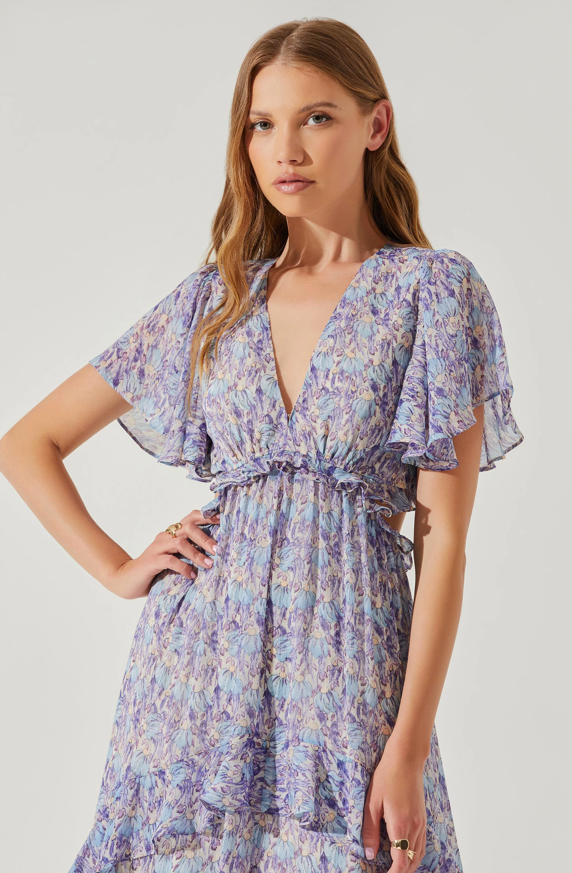 Cherli Floral Lace Up Tiered Ruffle Midi Dress