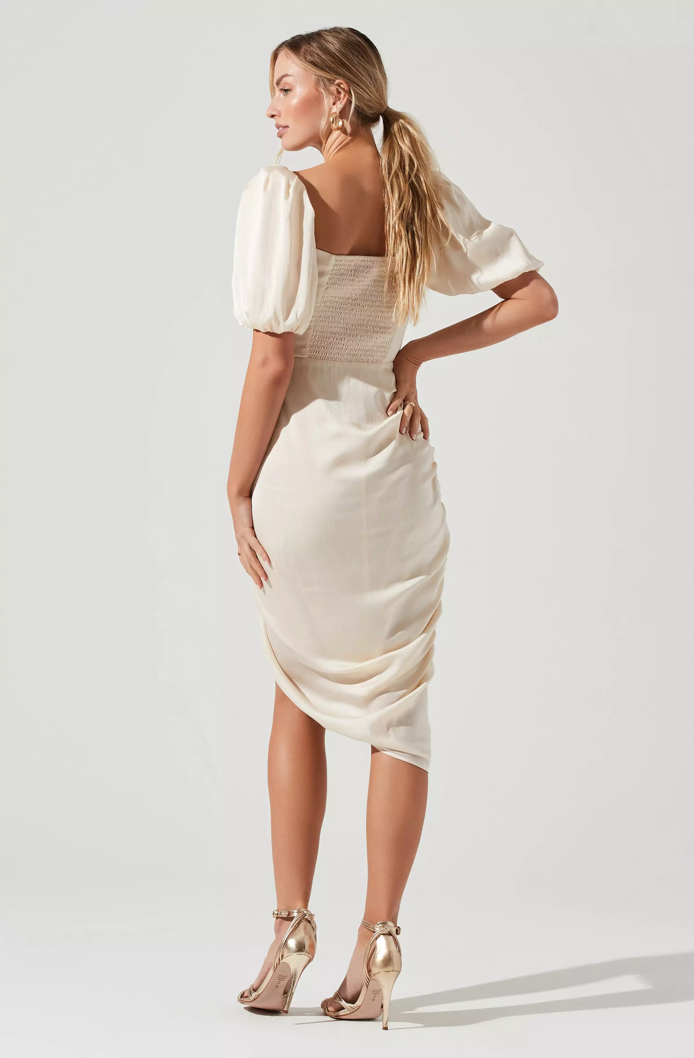 Emma Ruched Bubble Sleeve Midi Dress