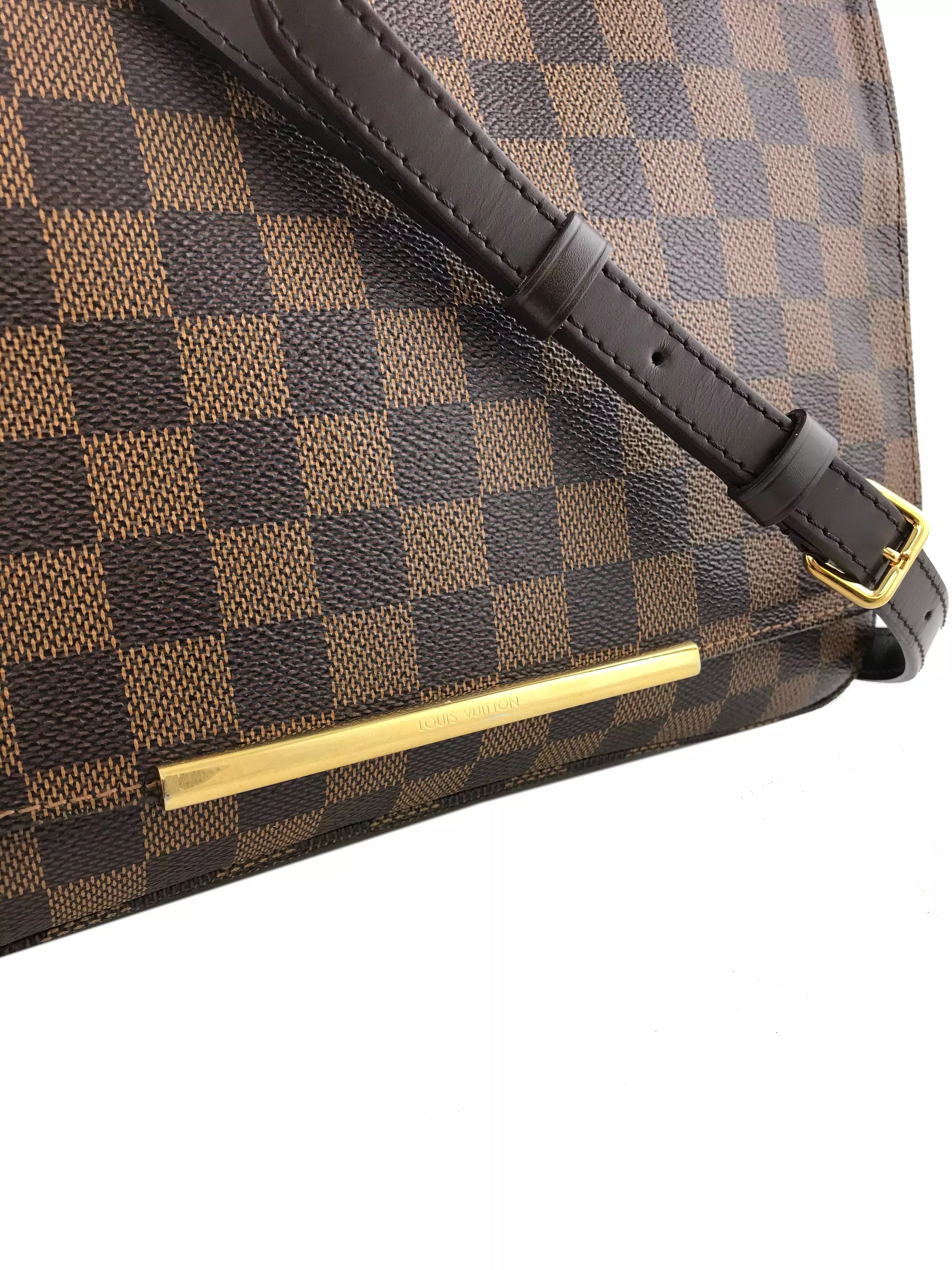 Louis Vuitton Damier Ebene Hoxton GM Bag