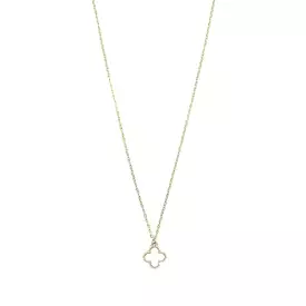 Single clover shaped pendant necklace