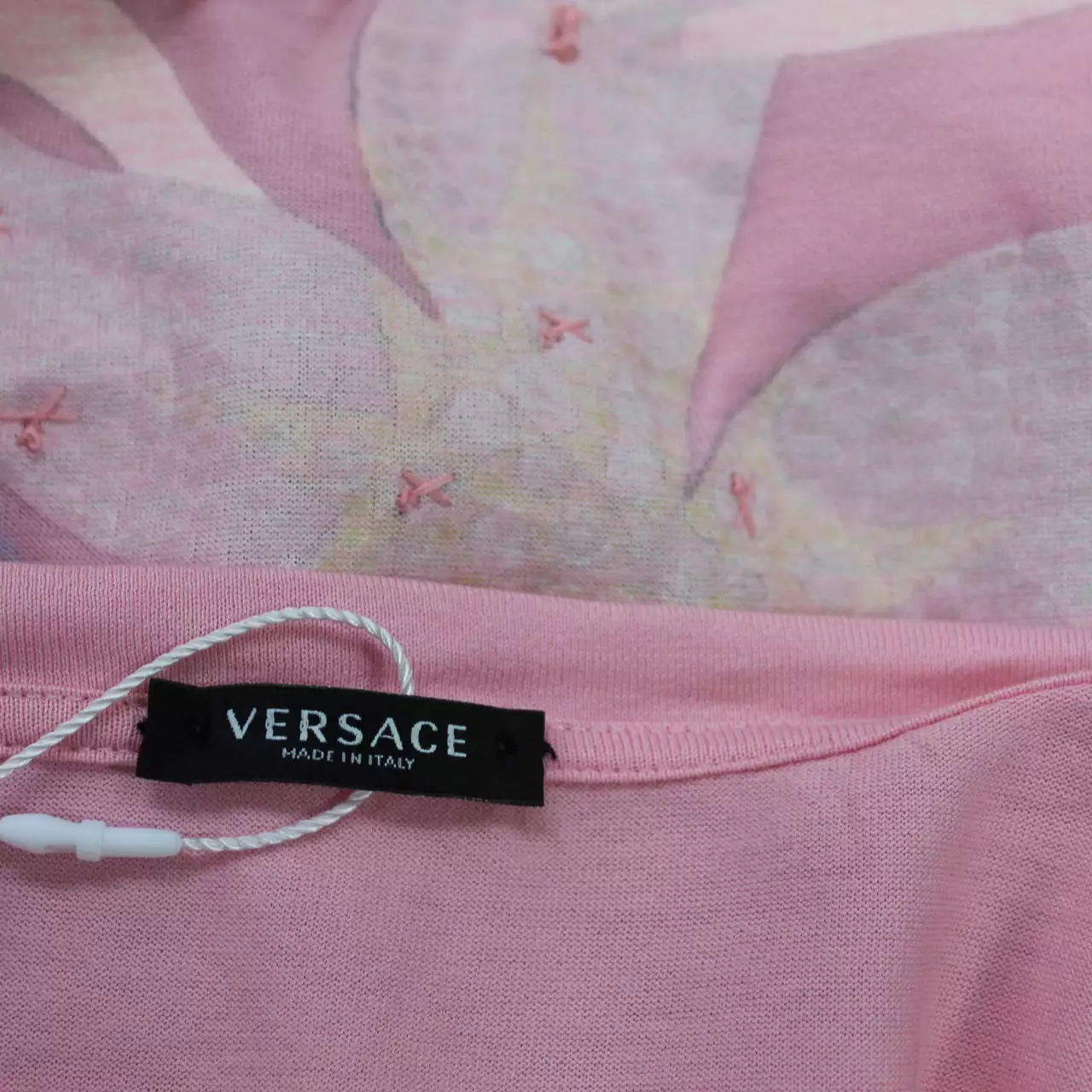 Versace Brand New & Rare 695 Pink Tresor de la Mer Embroidered T-Shirt XS